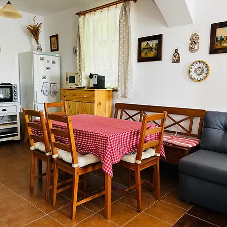 Na Samote U Lesa Holiday home Provodov (Zlin)